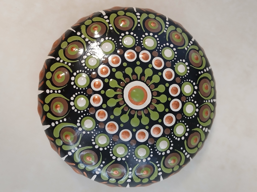 Bild 1 von Mandala-Stein „Kollektion Ackerhummel“ – Handgemaltes Dot Painting Unikat (Ø 7,5 cm)