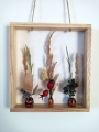Wandbild, Fensterbild: 3 hübsche, kleine Trockenblumengestecke im Holzrahmen (5)